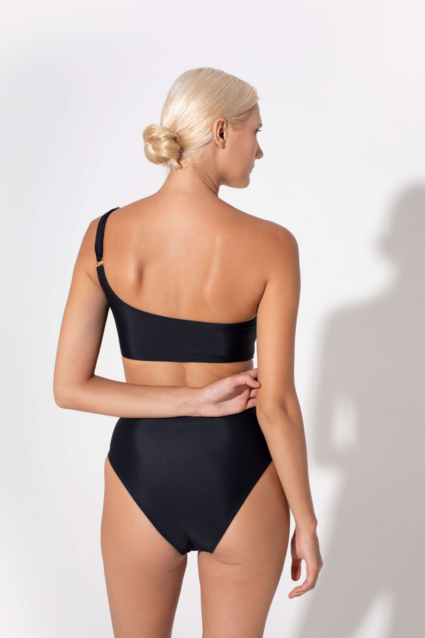 Womens Surf & Swimwear: Bikini Tops, Bikini Bottoms, One Piece